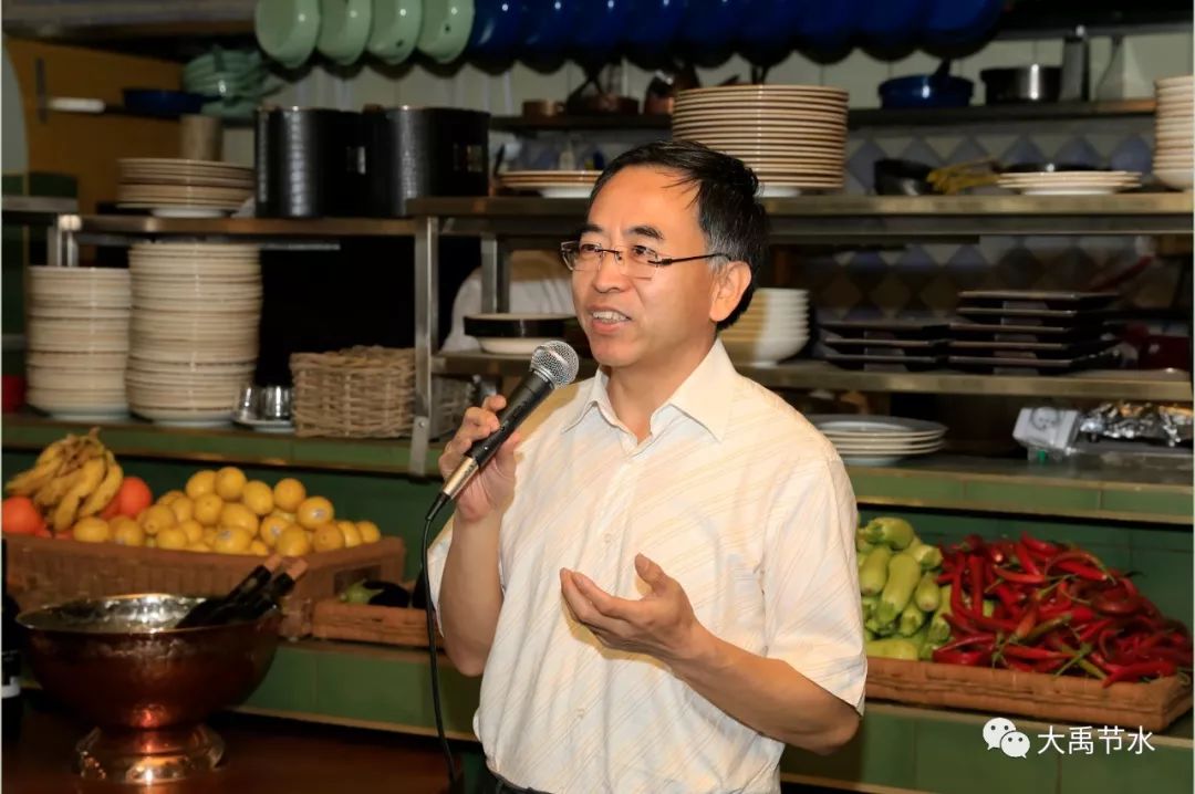 肖军正大使走访以色列特拉维夫轻轨红线项目