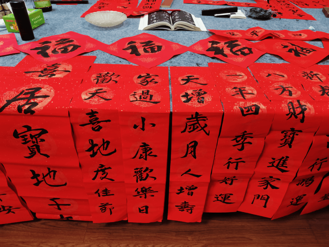 迎春花市年味足，深圳发力春节消费市场丨新春走基层