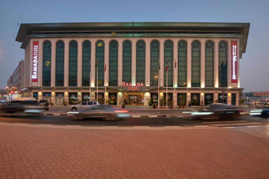 2024年迪拜房地产销售总额258.9亿美元