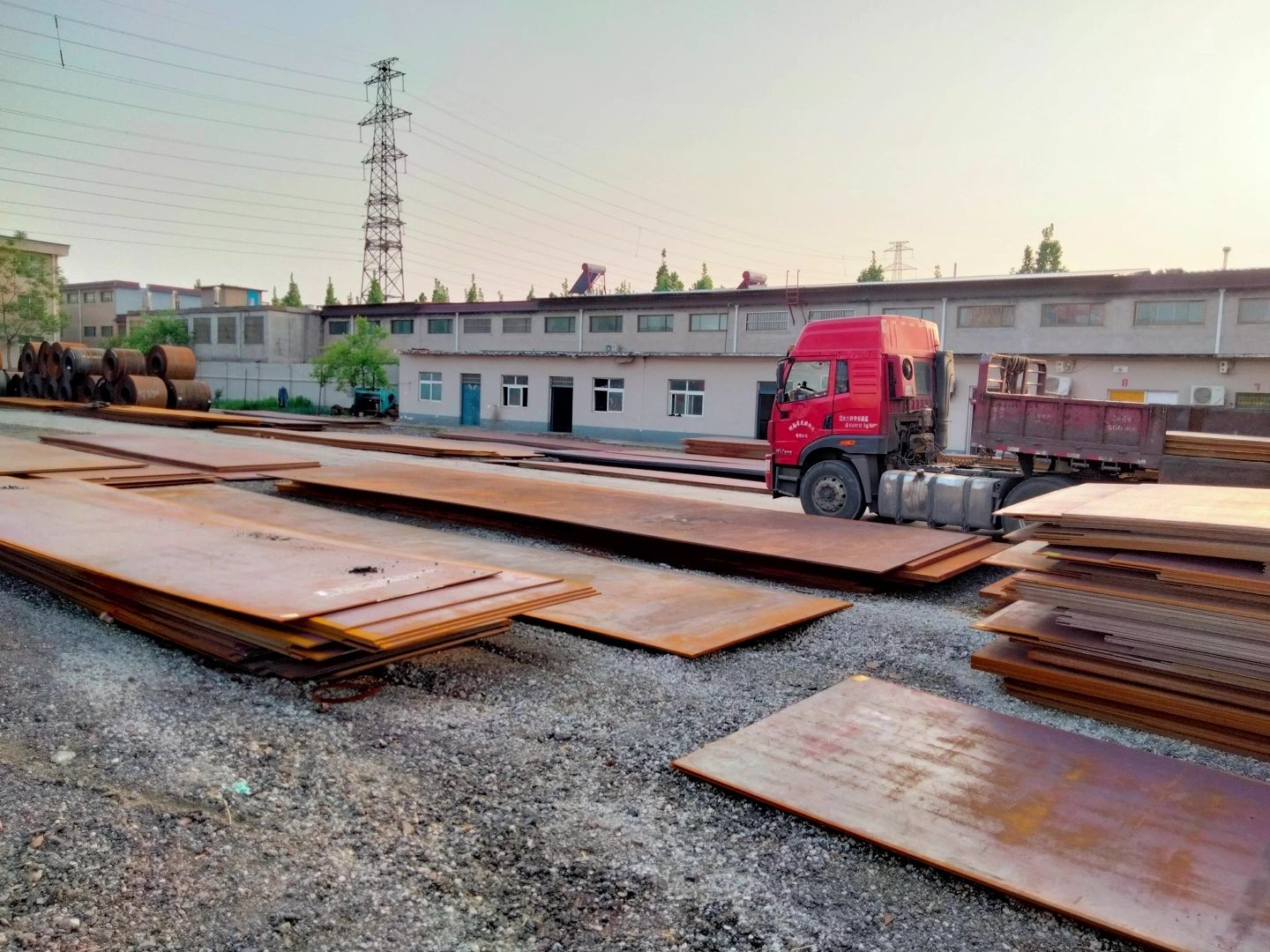 包钢股份首批厚规格高端容器钢板完成交付