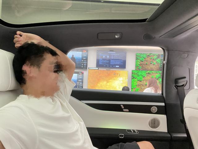 看完入门即豪华的享界S9后，“56E”瞬间不香了！