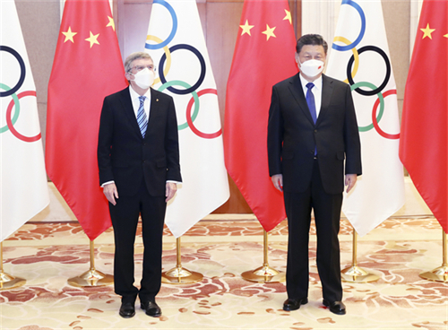 习近平会见国际工商界代表