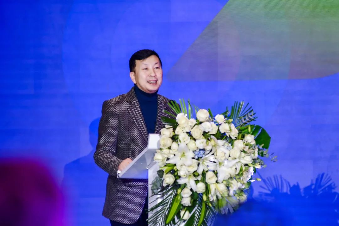 中国电建党委书记、董事长丁焰章与四川省委副书记、省长施小琳会谈