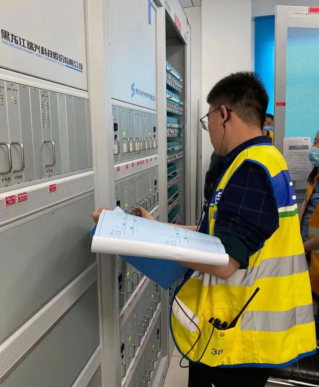 中国通号举办中央企业改革深化提升行动联建互助第八组第十三次活动