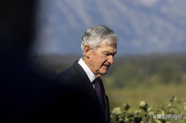 又一美联储官员“放鹰”!施密德:进一步降息可能推升通胀压力