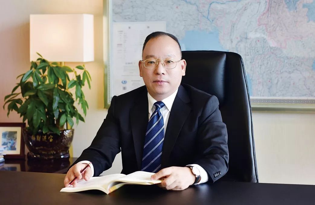 捷荣技术董事长、总裁辞职 创始人赵晓群接任