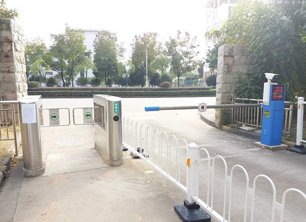 英唐智控：公司OCS产品已经达到量产状态 产品主要以小通道系列为主