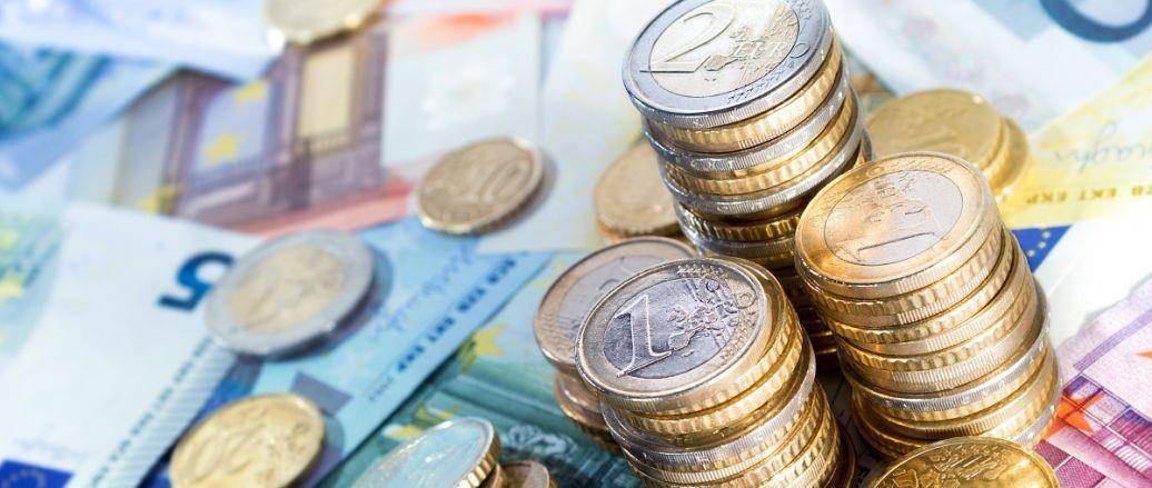 美联储主席鲍威尔将于12月1日辞职？哈塞特：若获提名 愿担任美联储主席