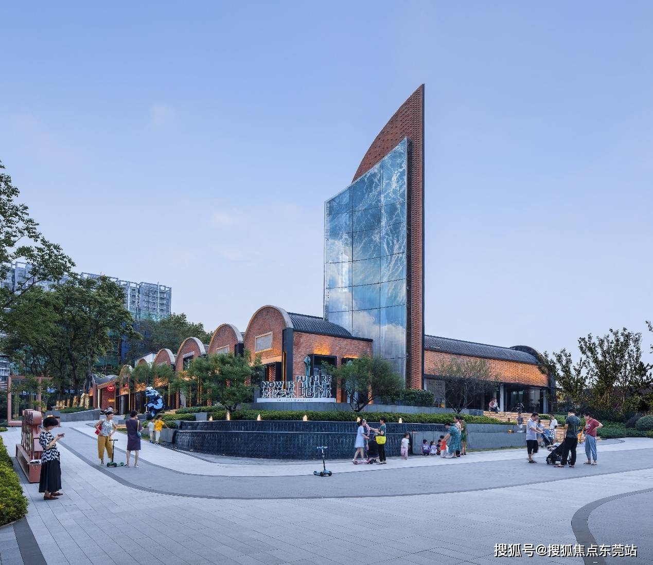 一个IC独角兽的诞生：佛山半导体“反向”价值重估