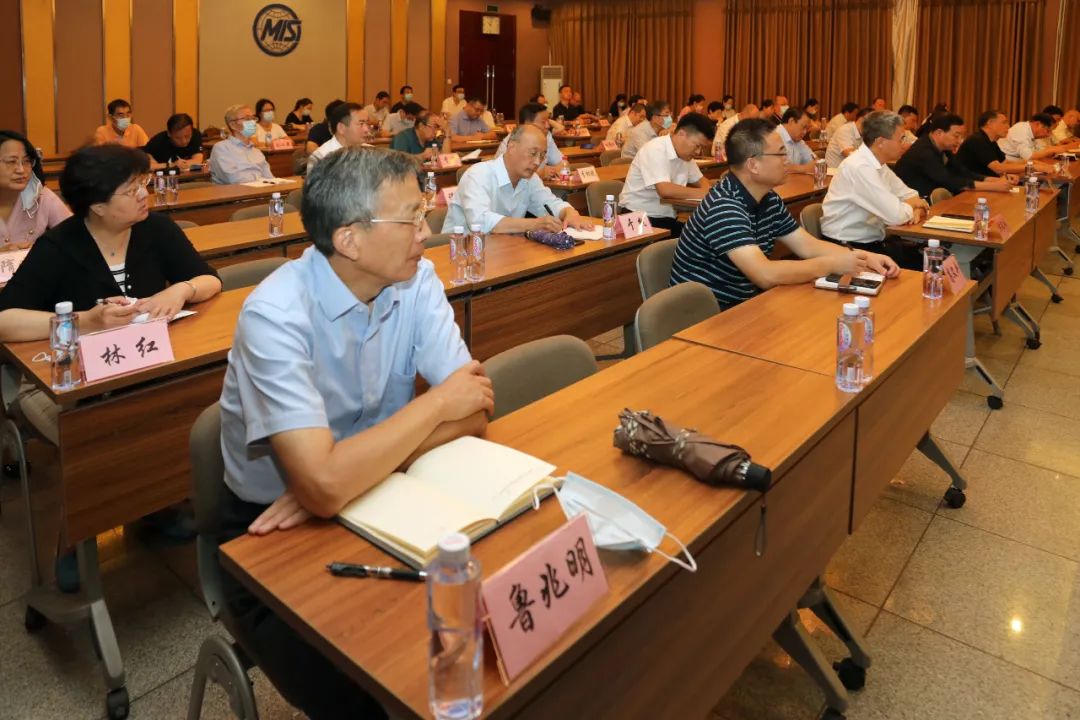 中钢协姜维：中国钢铁行业迫切需要从“竞争”向“竞合”转变