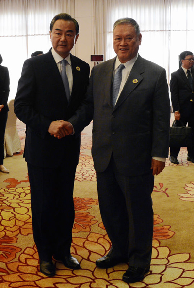 中国驻缅甸大使马珈会见缅甸外长和商务部长