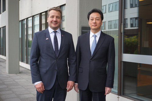 中国驻缅甸大使马珈会见缅甸外长和商务部长