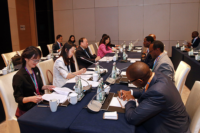 阿曼与土耳其召开第十三届经贸联委会