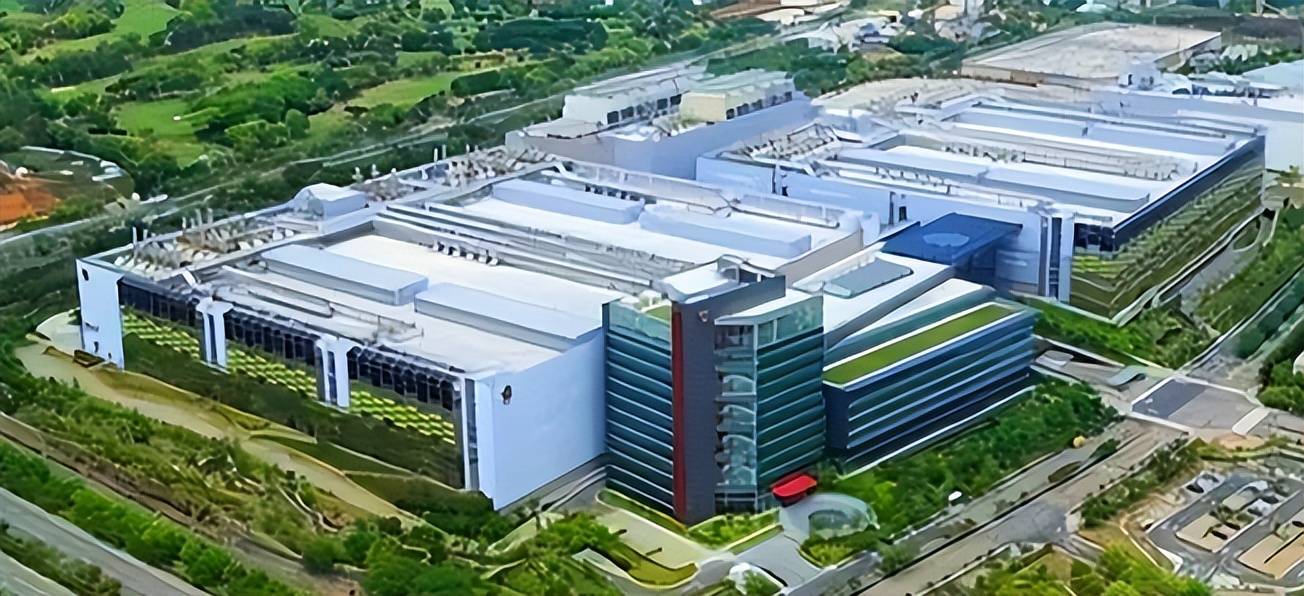 1000亿美元！巨头宣布：打造全球最先进的存储芯片工厂！