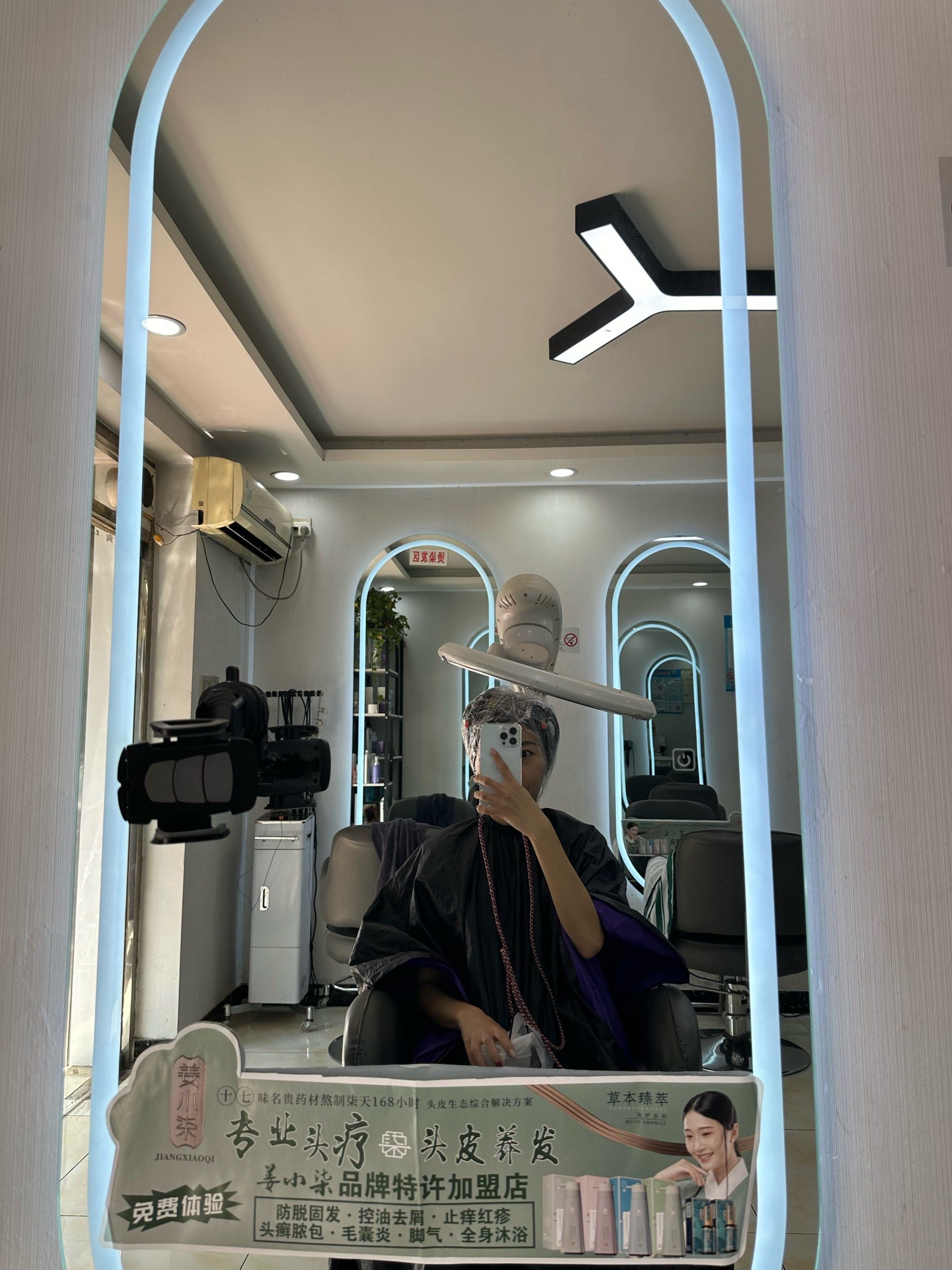 “夫妻店”宝盖新材港股IPO：毛利率节节败退，回款效率持续恶化