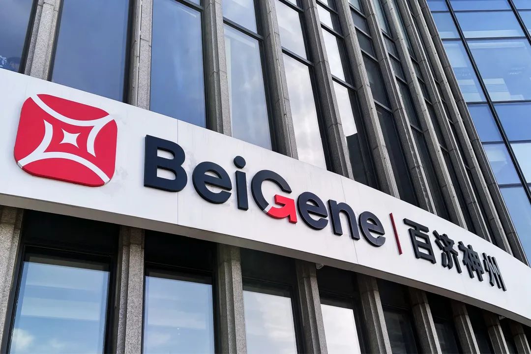 七年累亏超11亿！关店、推新、控费用为何止不住奥康国际的“失血”？