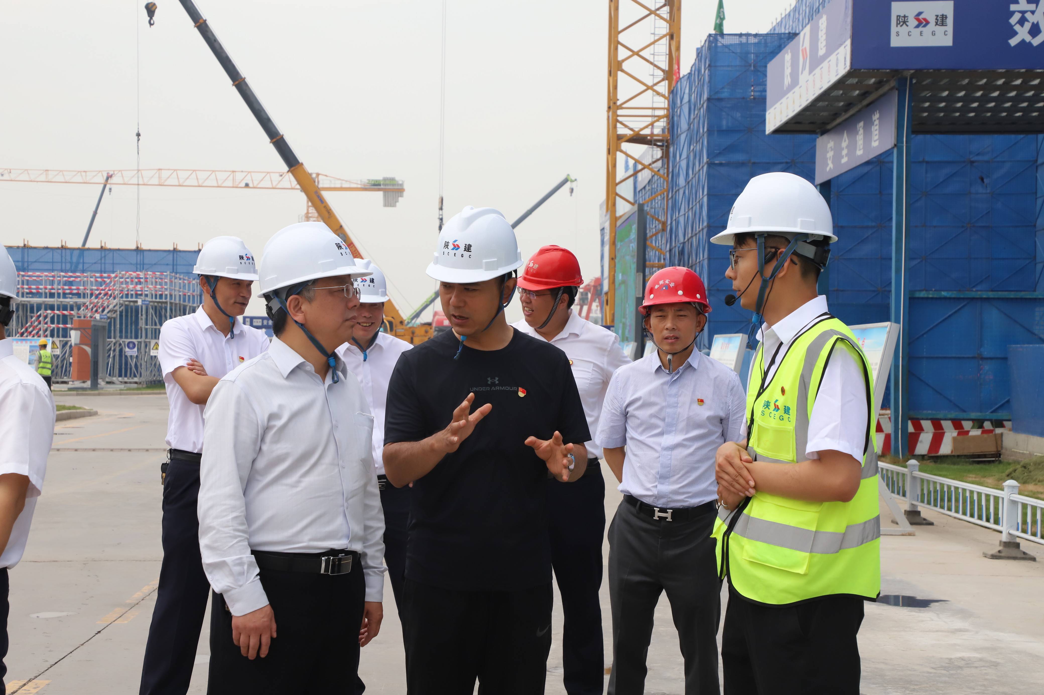 陕建控股集团与中景石化集团深化合作