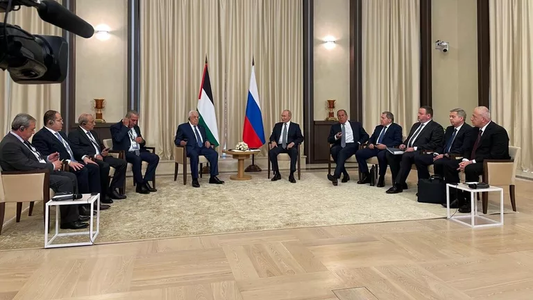 俄总统普京会见古巴外长 称不接受美对古制裁