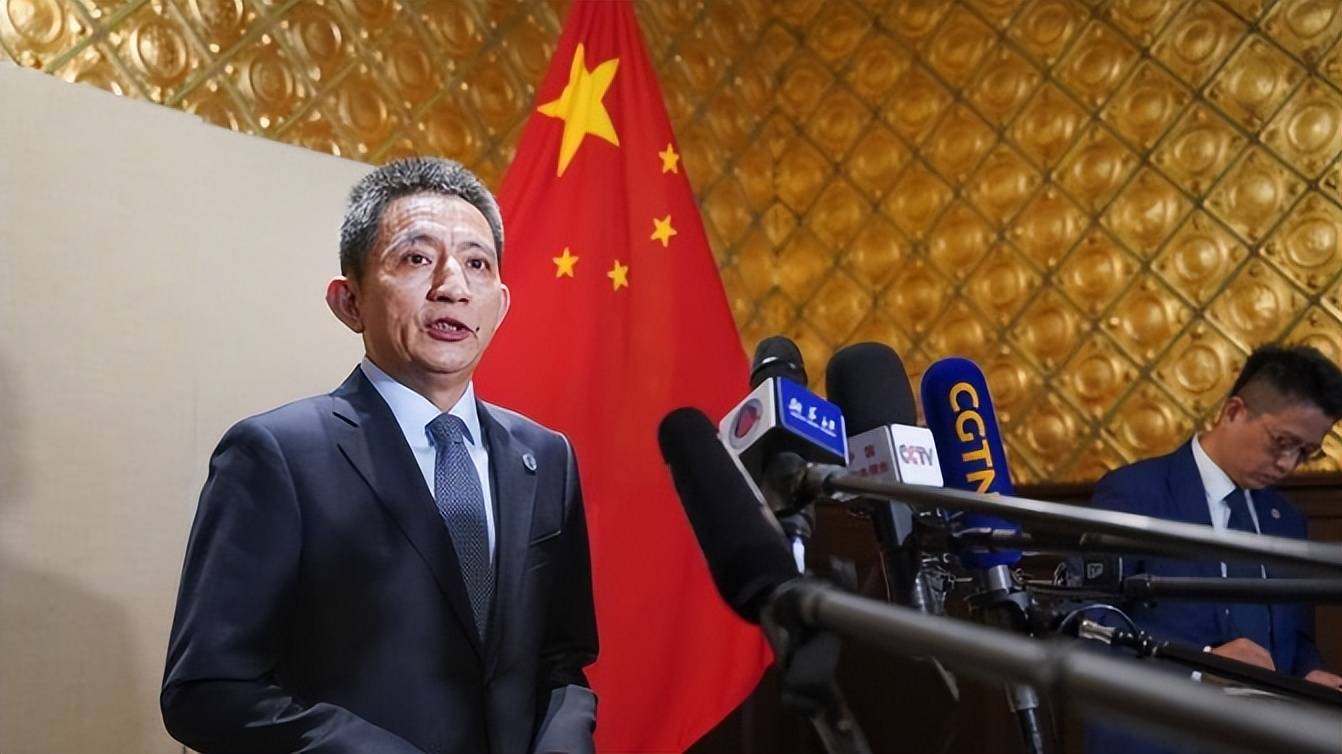 商务部副部长兼国际贸易谈判副代表凌激会见中国三星总裁杨杰