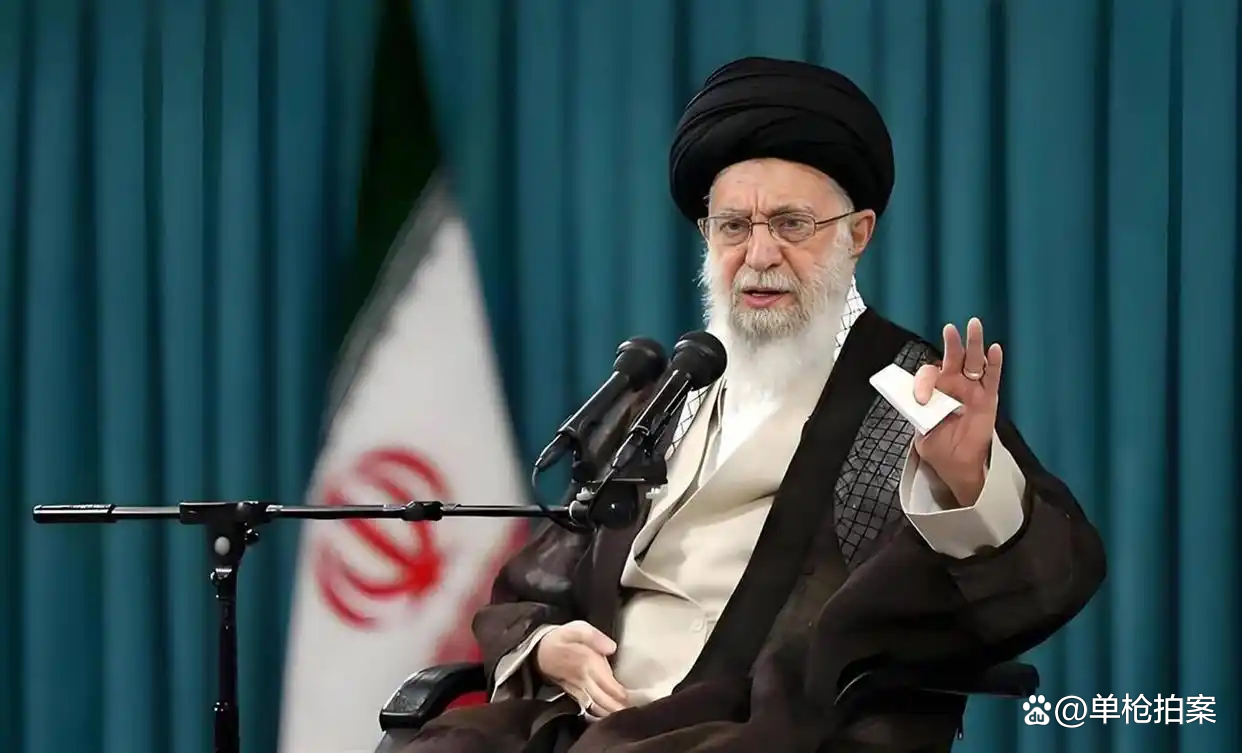 伊朗货币崩盘 2个月暴跌30倍 1美元可兑130万伊朗里亚尔