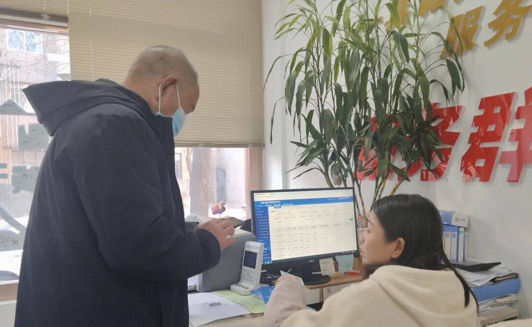 记者手记：瑞雪映初心 代表委员信心升腾