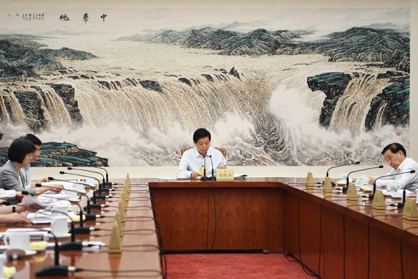 全国人大常委会委员、香港特别行政区立法会主席李慧琼：新时代的女性，需要强大的解读、沟通和执行力