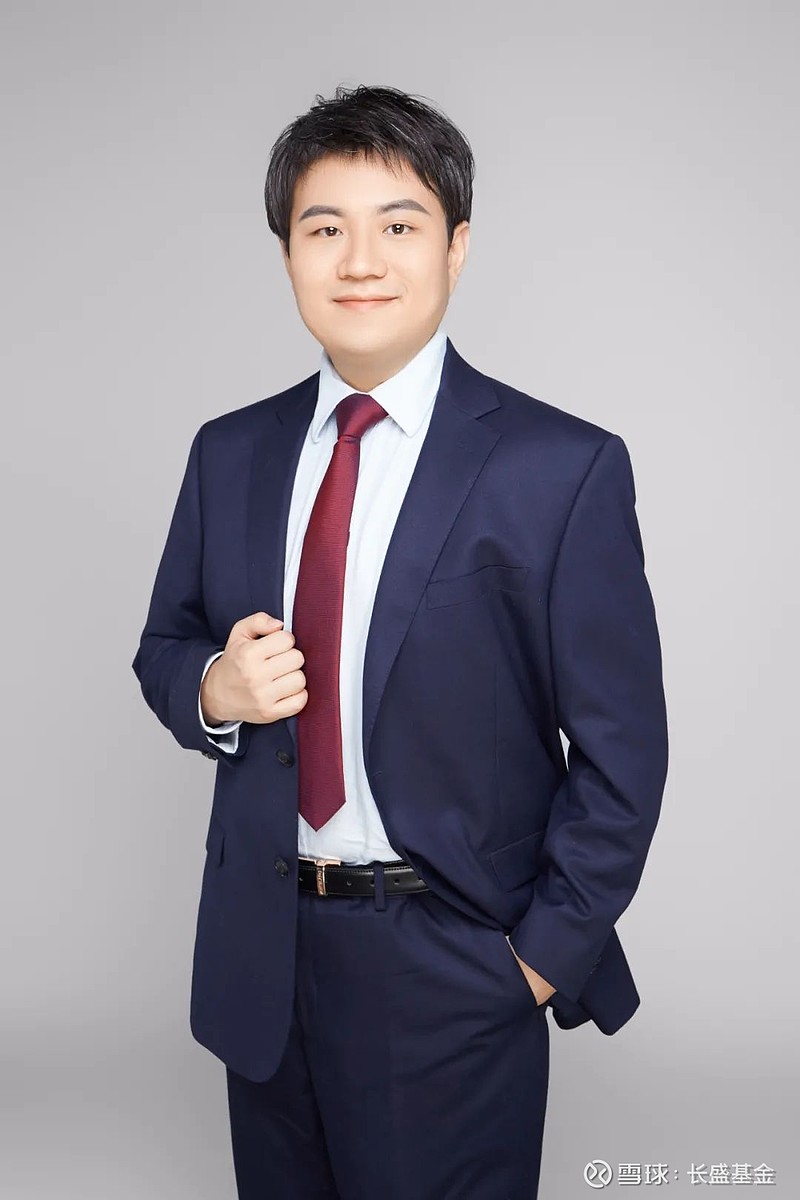 广发基金百亿老将卸任副总，明星产品业绩承压，投研转型承压前行