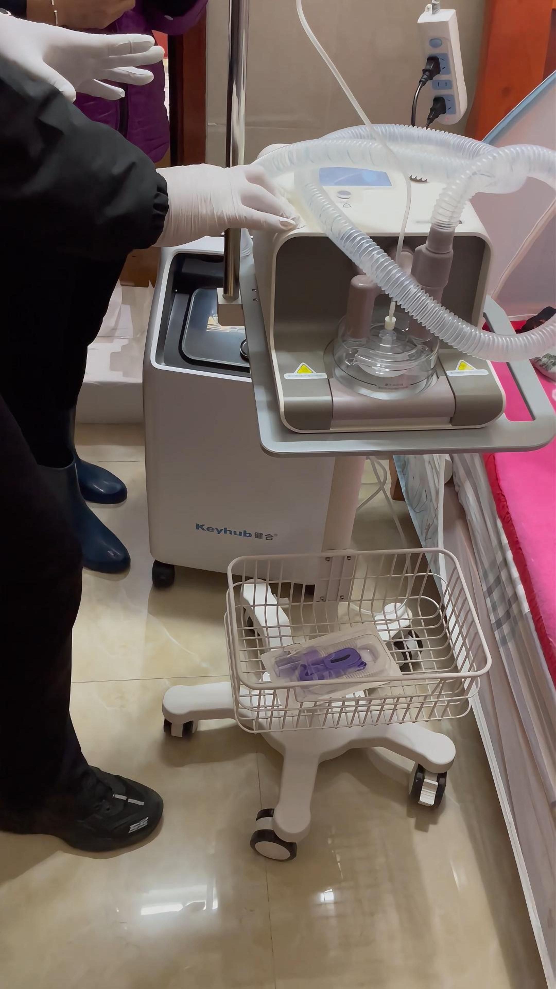 瑞斯康达录得4天3板