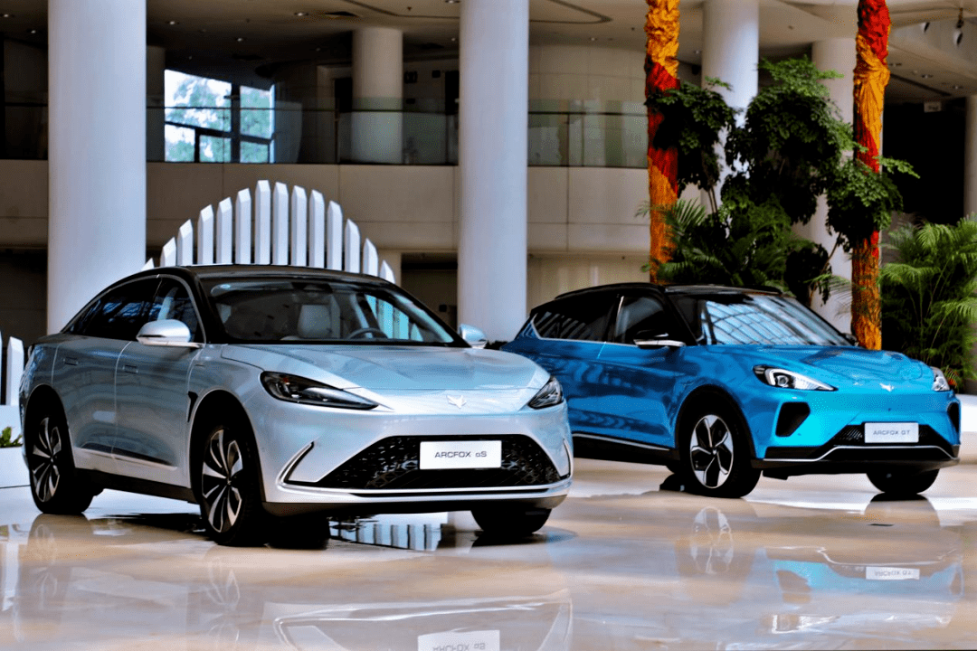 熊猫债市场火热 年内发行近640亿元同比倍增