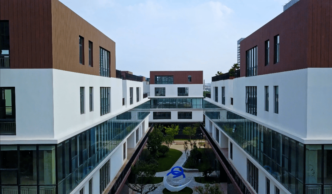 布局正当时丨双向奔赴 一体推动——我国“双创融合”迈入深水区