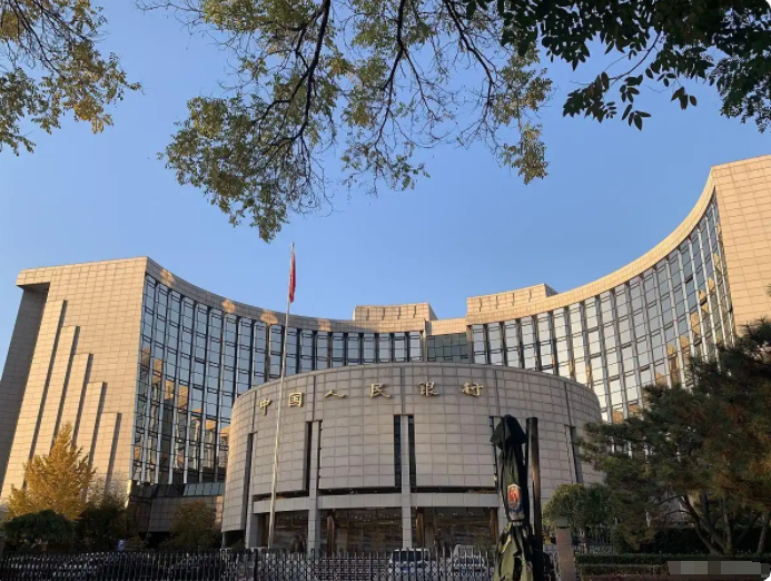 央行：境内企业境外放款宏观审慎调节系数由0.5上调至0.6 整体提高境外放款余额上限