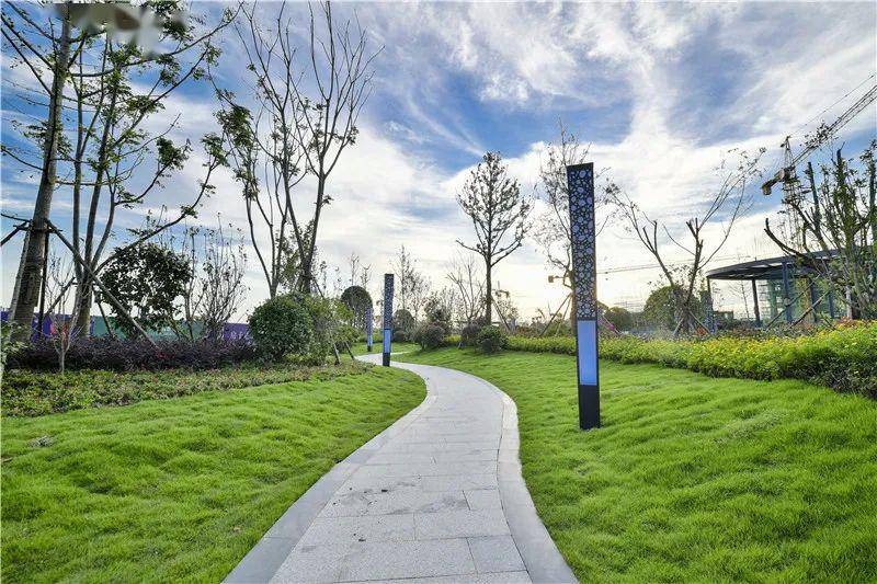 生态环境部部长黄润秋:引导更多金融资源精准支持民营企业绿色低碳发展