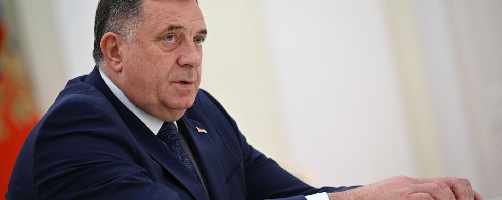 波黑塞族共和国政府限制基本生活必需品利润率