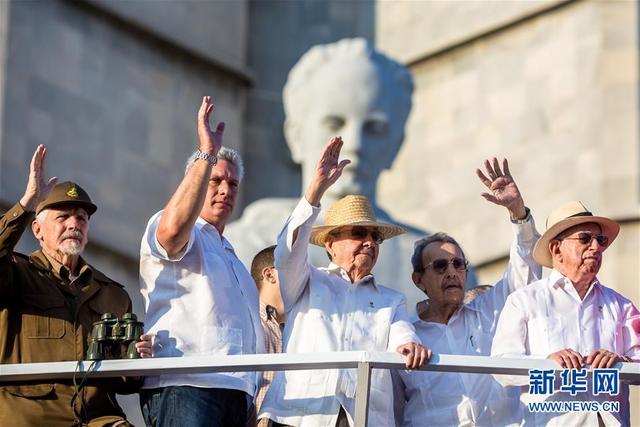 古巴国家主席迪亚斯-卡内尔敦促政府立即开展紧急必要的变革